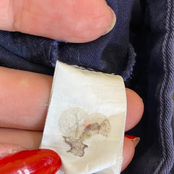 Khakis by GAP Girlfriend 4 Inch Short Size 8 Dark Blue Cotton Spandex - Picture 9 of 10